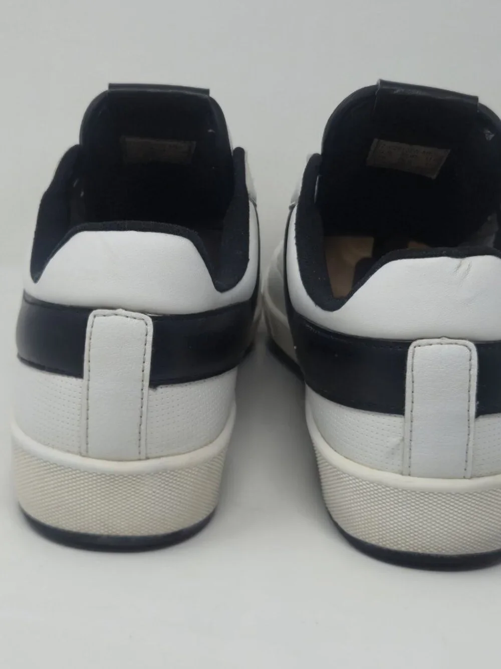 Pony men size